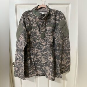 NWT Army Issue Combat Coat Jacket Size Medium Long - Digital Camo